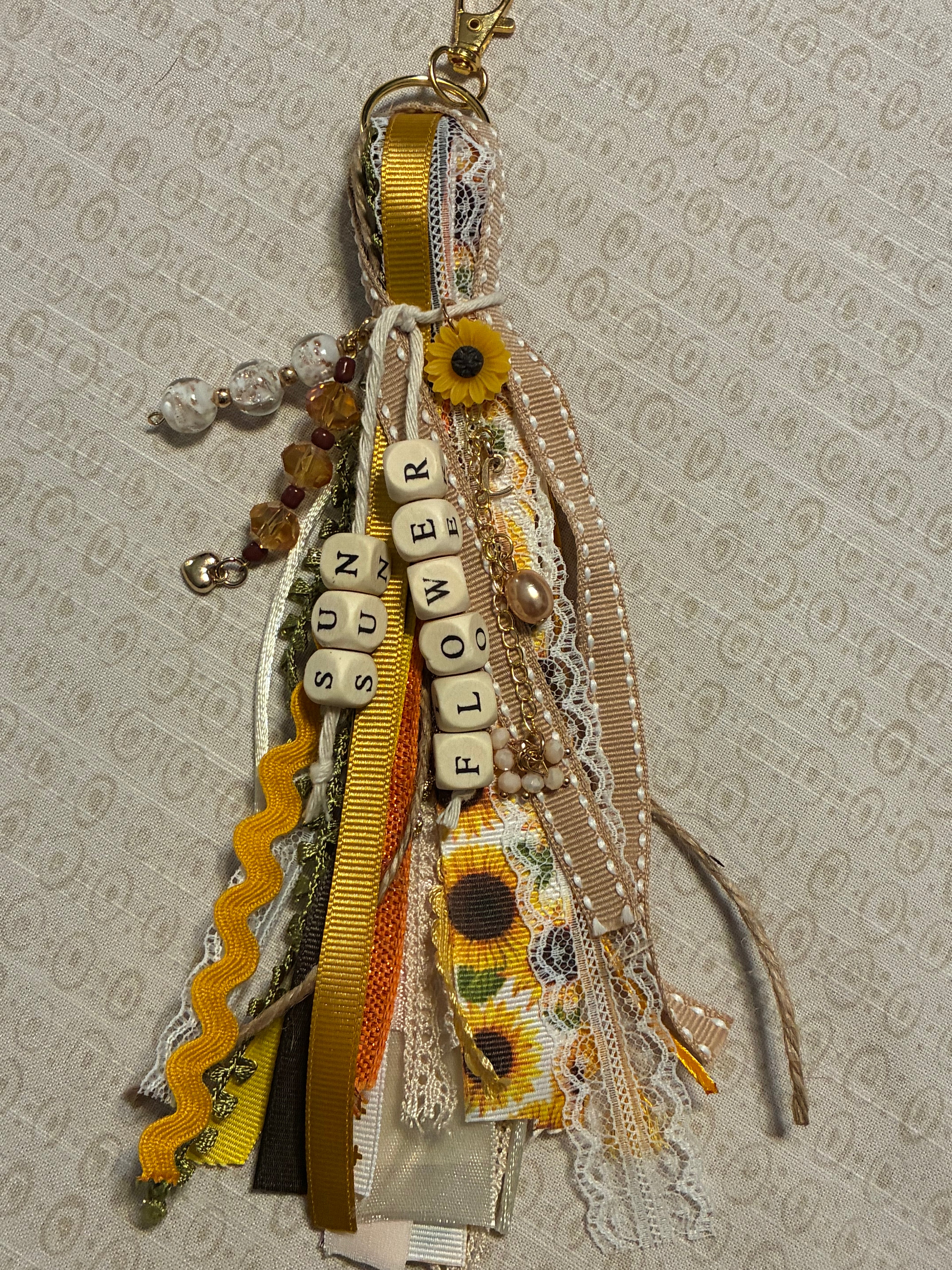 Field of Gold Tassel
